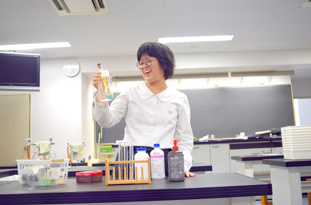 奈良学園中学校・高校　科学部実験班