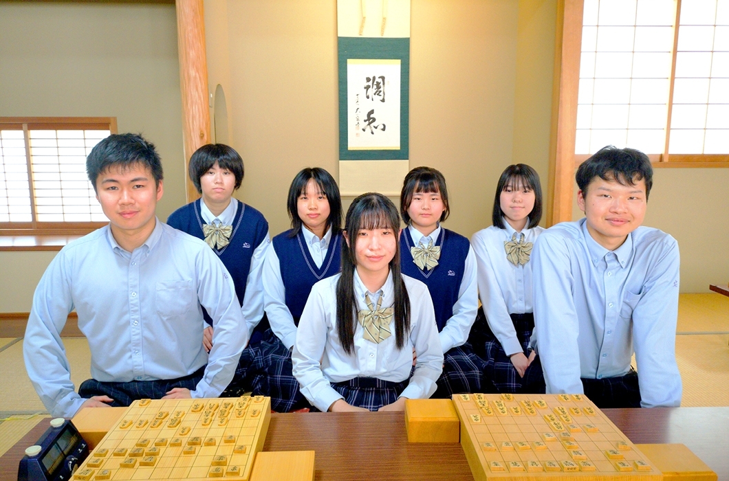奈良育英高校　囲碁・将棋部