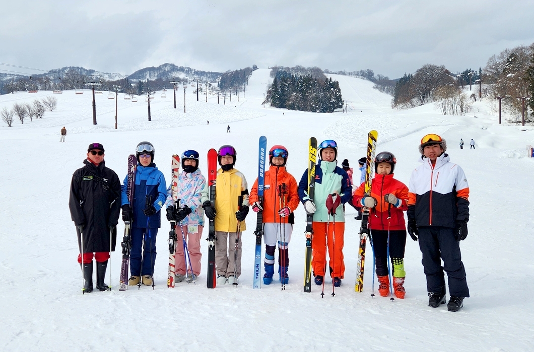 一条高校・附属中学校　スキー部