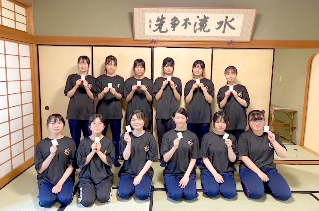 育英西高校 競技かるた部
