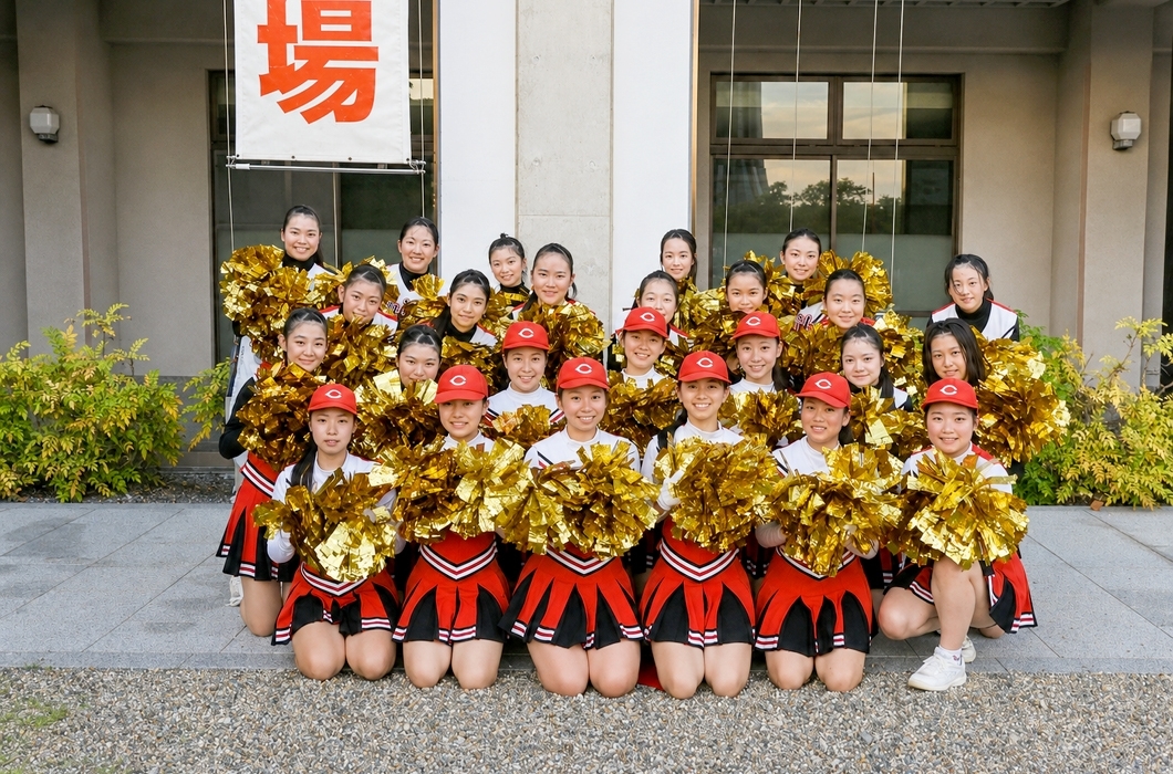 智辯学園中学校・高校　チアリーディング部