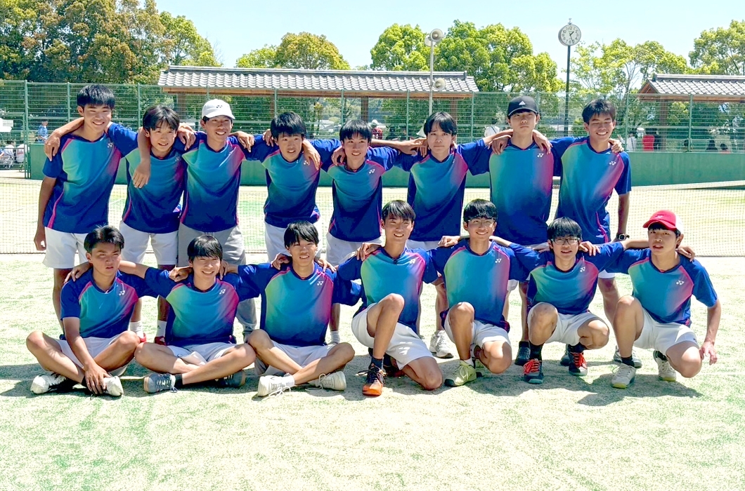 奈良学園登美ヶ丘中学校・高校　テニス部