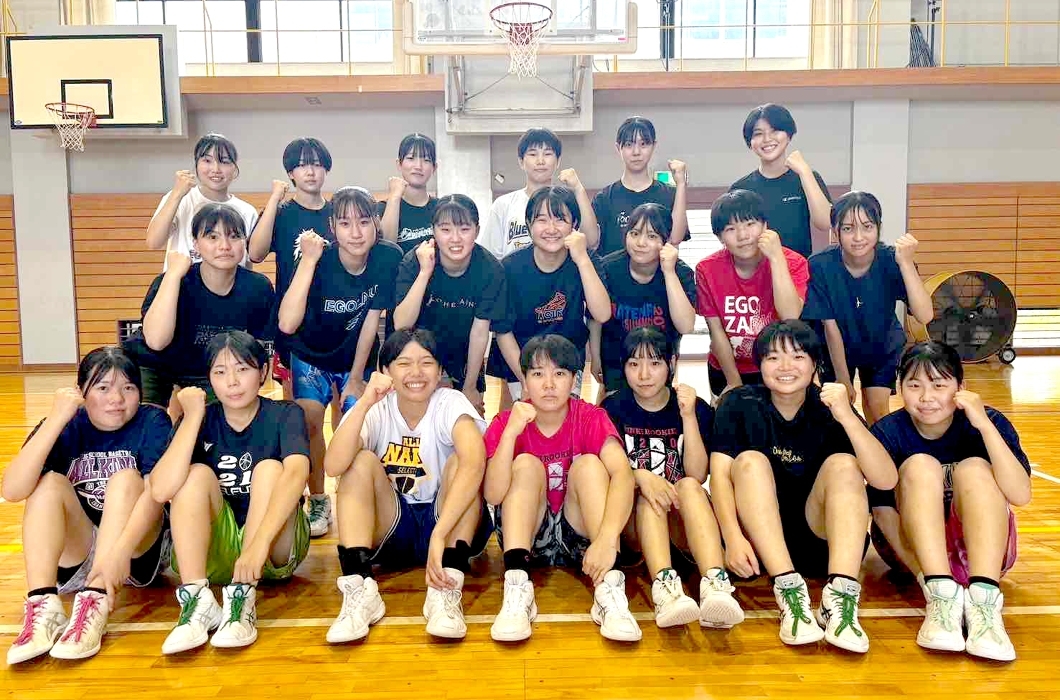 高田商業高校　女子バスケットボール部