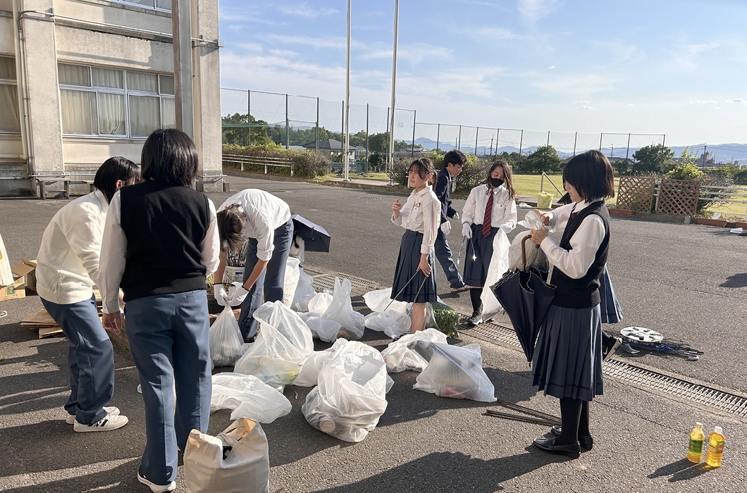 高円芸術高校　生徒会