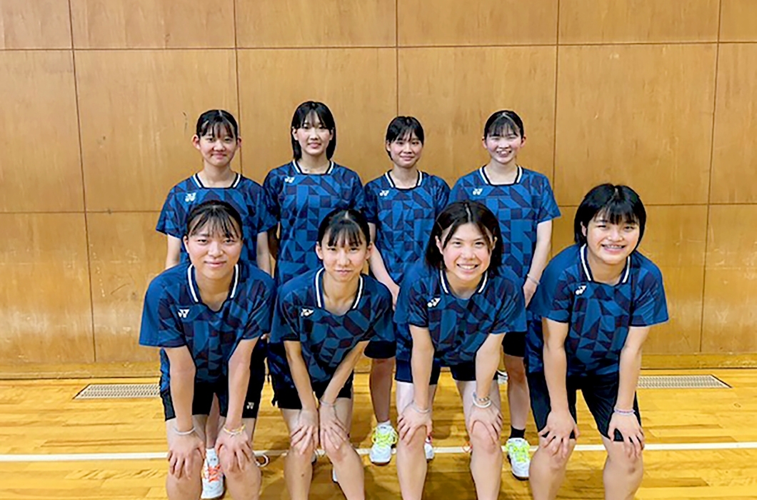 奈良大学附属高校　女子バドミントン部